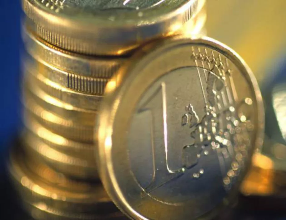 България може да приеме еврото най-рано през 2023 г.