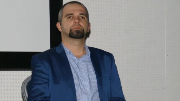 Има желание за промяна, но няма желание за резки движения