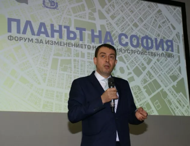 Здравков уверява, че няма да се строи в Борисовата градина, но по проект се маха "Спортна София" 