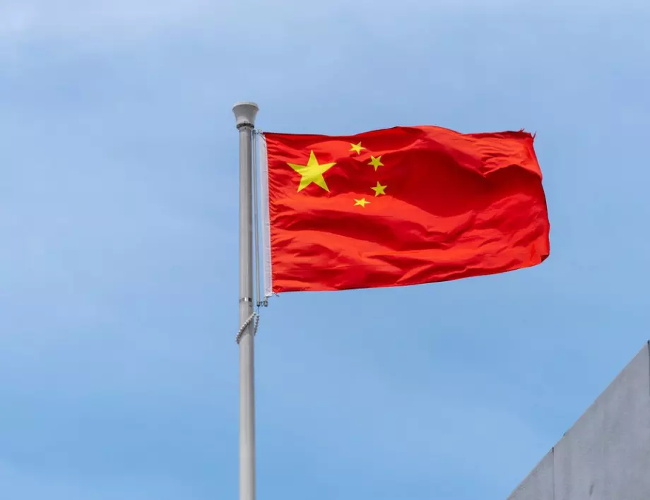 Китай вкара в затвора двама адвокати по правата на човека 
