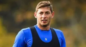 {{ otherArticle[0].article.title }}