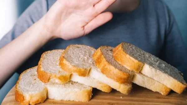8 причини, заради които НЕ трябва да ядем хляб