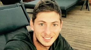 {{ otherArticle[0].article.title }}