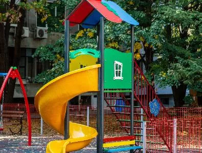 Децата в Русе ще се радват на поддържани детски площадки