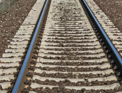 Помагаме на Сърбия да възстанови железопътното трасе през Пирот