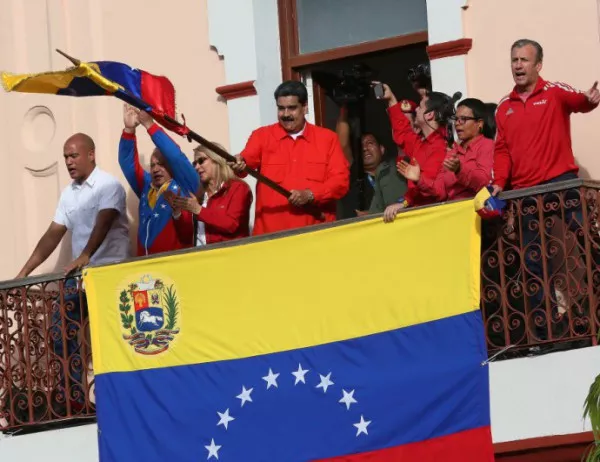 Мадуро скъса отношенията със САЩ, Вашингтон не го признава за легитимен президент