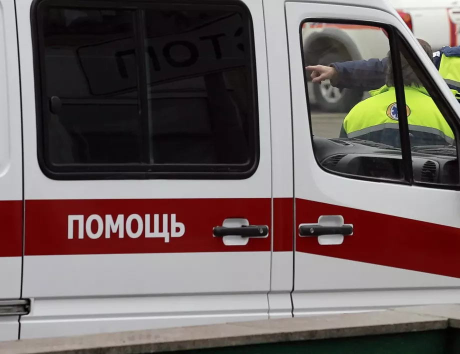 Пожар в голяма жилищна сграда в Москва наложи евакуация