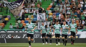 Невиждано: Бивш играч на Ливърпул направи три дузпи в един мач и бе изгонен (ВИДЕО)