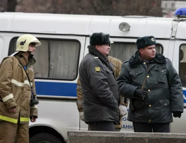 Експлозия във Военната академия на Санкт Петербург, има ранени и блокирани (СНИМКА)