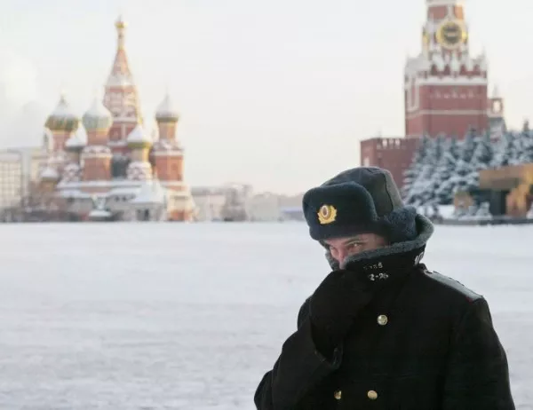 Рекорден снеговалеж в Москва (ВИДЕО)