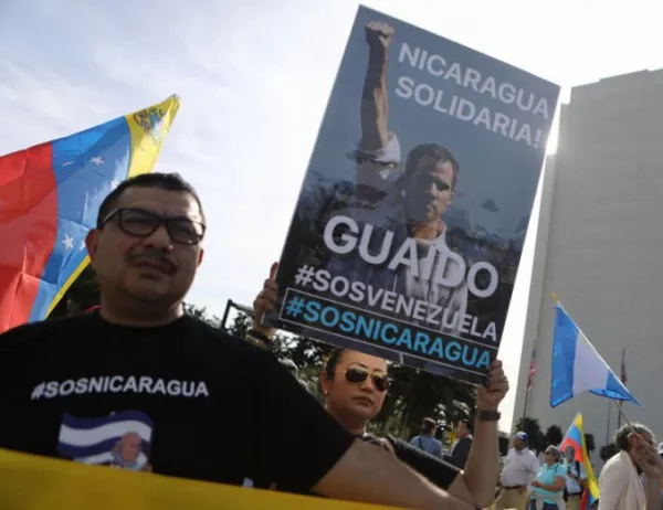 Върховният съд на Венецуела иска да вземе имунитета на Гуайдо 