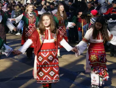 Смолянският фолклорен ансамбъл „Родопа“ спечели „Кристална лира“