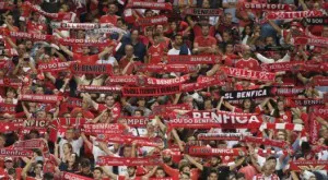 Фенове на Бенфика отидоха в грешния Франкфурт