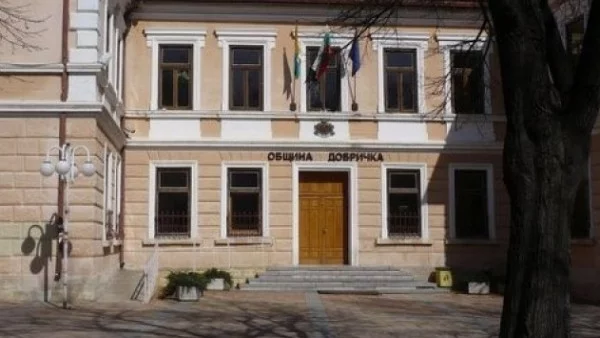 Съветници от община Добричка отстраниха председателя си