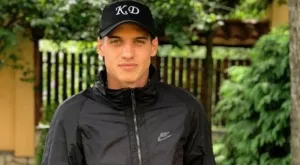 {{ otherArticle[0].article.title }}