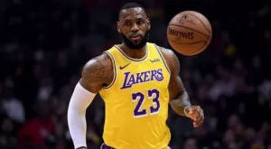 ЛеБрон Джеймс записа името си в историята на НБА с асистенции