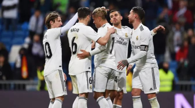 Реал Мадрид с лесна победа у дома, Бензема пак бележи