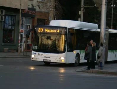 Увеличават заплатите на шофьорите в градския транспорт в София 