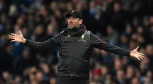 {{ otherArticle[0].article.title }}