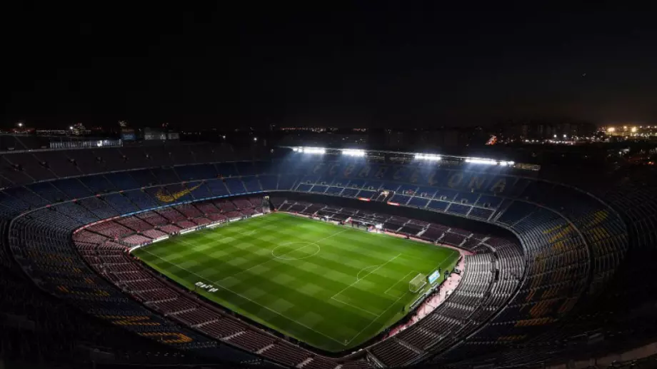 Кризата пречи на плановете на Барселона за "Камп Ноу"