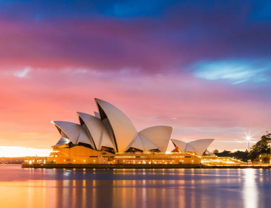 Коронавирус: Големият успех на Австралия