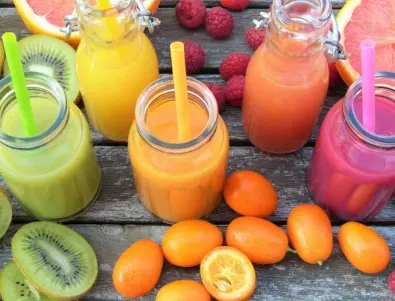 Какво съдържат най-здравословните и нискокалорични плодови напитки