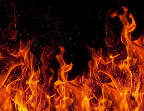 Пожар избухна в хлебозавод в Каварна
