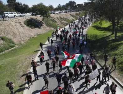 Протест на границата с Мексико в подкрепа на стената на Тръмп