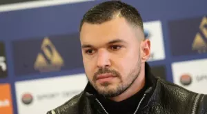 Божинов изобщо не мисли да прекратява кариерата си: Няма ли други теми в България?