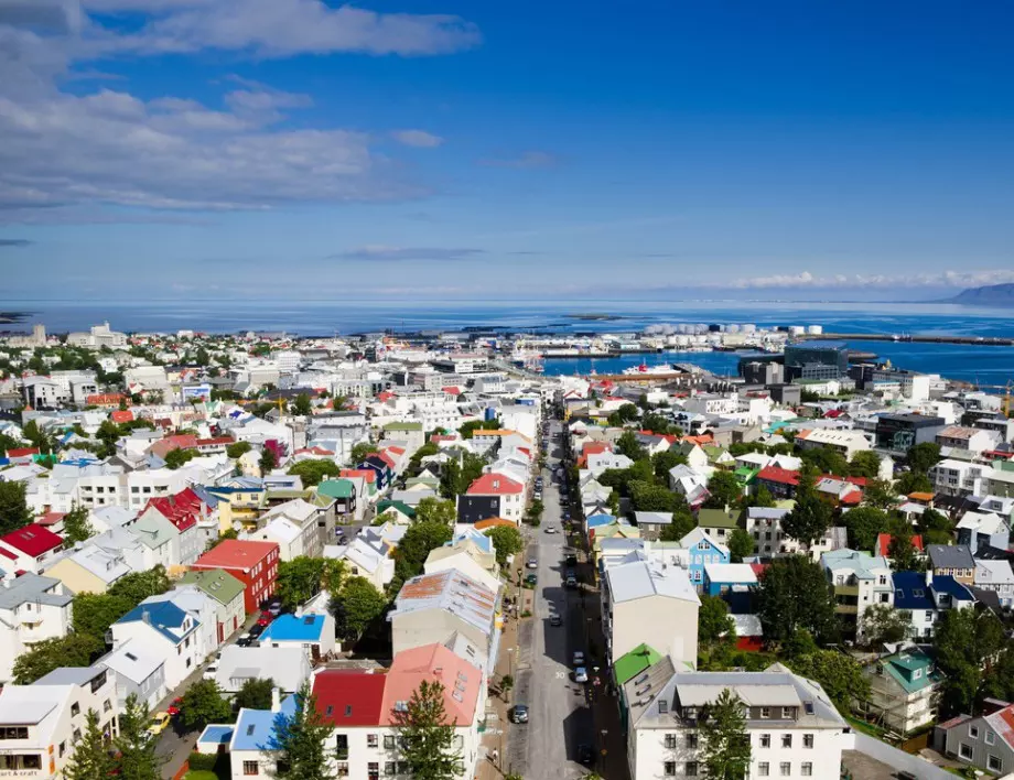 Исландия планира дългосрочни визи за богати туристи 