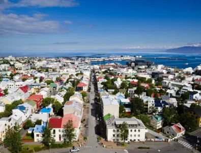 Пътуващите към Исландия да бъдат внимателни, предупреждават от външно министерство
