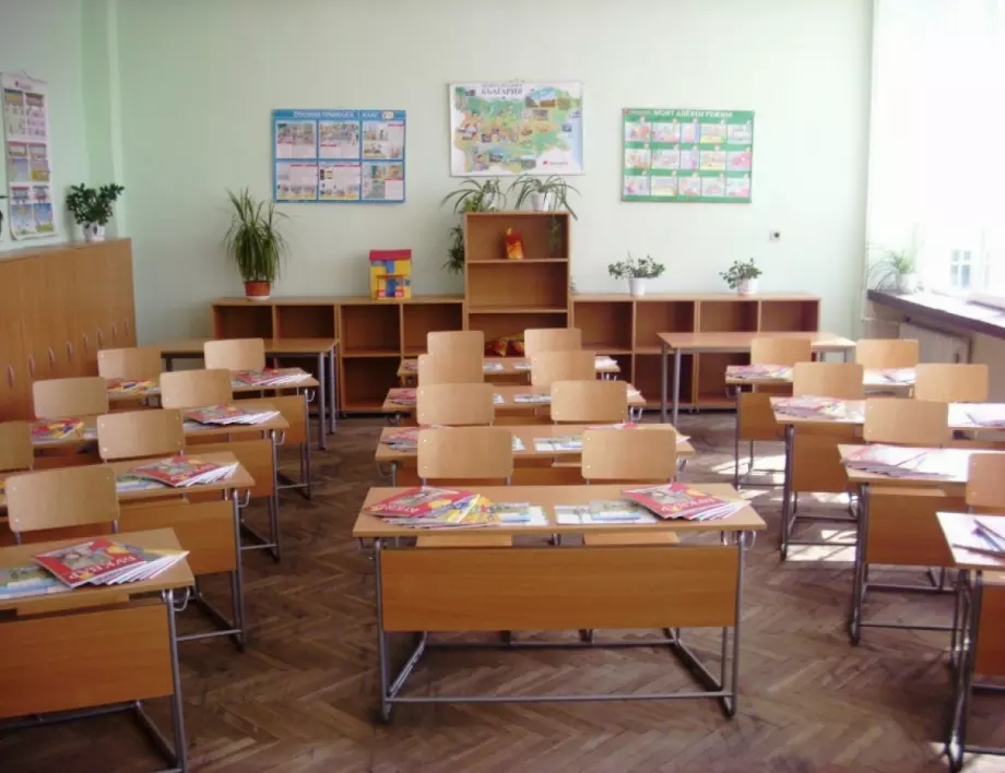 Яна Алексиева, Асоциация "Родители": Мерките закъсняха, училищата имат нужда от подкрепа
