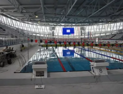 Монтират прецизна измервателна техника на най-големия басейн в Бургас