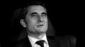 Бившият треньор на Барселона би отхвърлил Англия заради екзотична лига