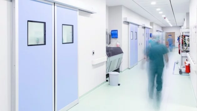 Остава тежко състоянието на детето, пострадало в катастрофата край Варна