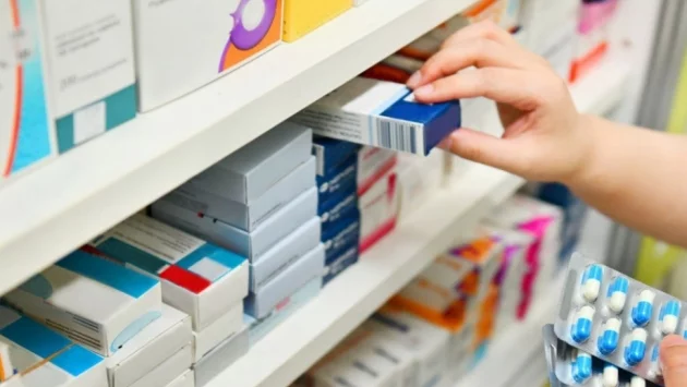 НС създаде на първо четене Национална аптечна карта, експерти са против
