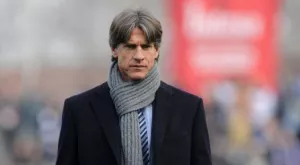 {{ otherArticle[0].article.title }}