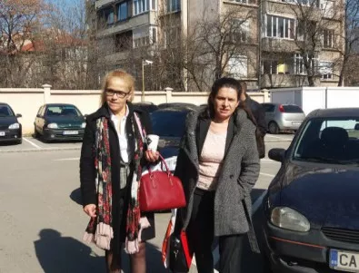 Адвокатът на Иванчева: Ваклин е искал да ѝ даде подкуп, тя го е изгонила от кабинета си