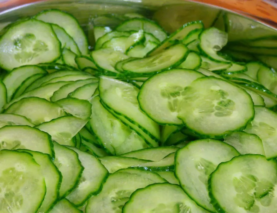 Жена замрази краставици за зимата, ще се изненадате защо