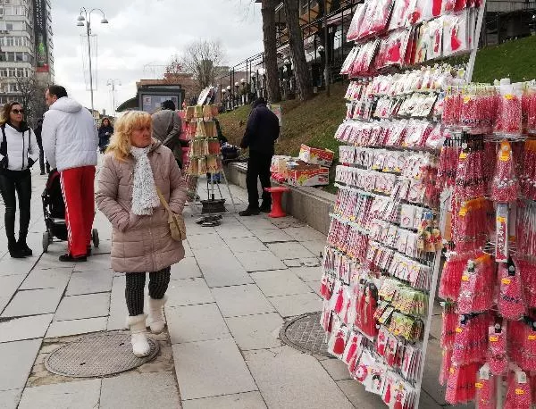 Благотворителен базар на мартеници откриха във Велико Търново