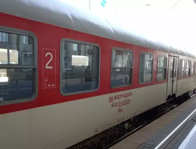 БДЖ с над 28 000 допълнителни места във влаковете за Коледа и Нова година 
