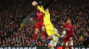 {{ otherArticle[0].article.title }}