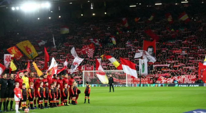 Уникално: Феновете на Ливърпул не позволиха да бъде изпълнен химнът на Шампионска лига (ВИДЕО)