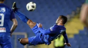 {{ otherArticle[0].article.title }}