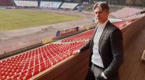 {{ otherArticle[0].article.title }}