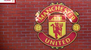 Трима мъже бяха наказани за насилие на Кардиф-Манчестър Юнайтед 