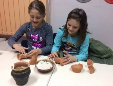 В Кюстендил се проведе работилница за деца на тема културата на хранене в древността