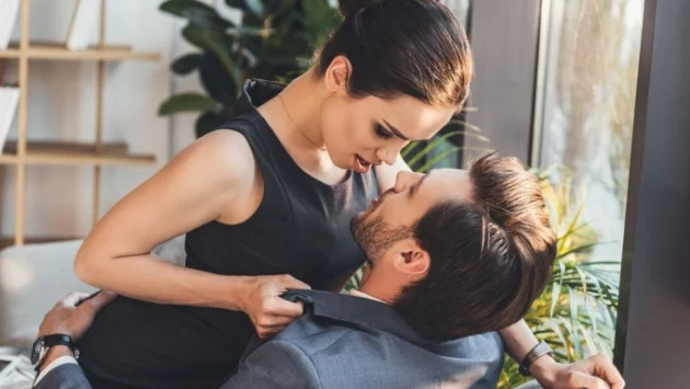 3-те зодии, които са най-добри във флирта