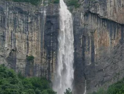 Виждали ли сте врачанския водопад Скакля?