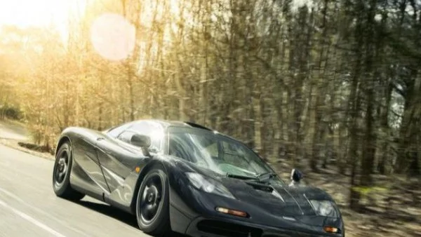 McLaren F1 ще получи наследник с V12 и механични скорости
